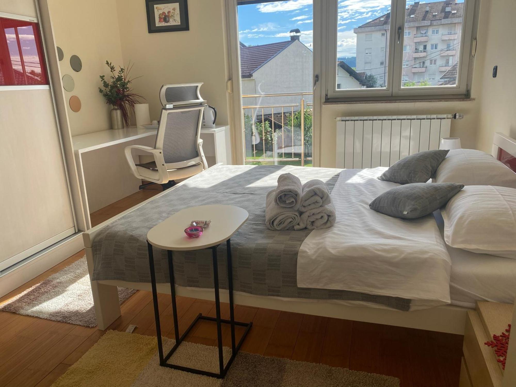 Bolek Mansion Apartman Banja Luka Kültér fotó