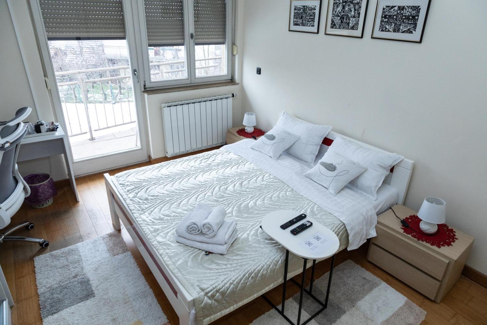 Bolek Mansion Apartman Banja Luka Kültér fotó
